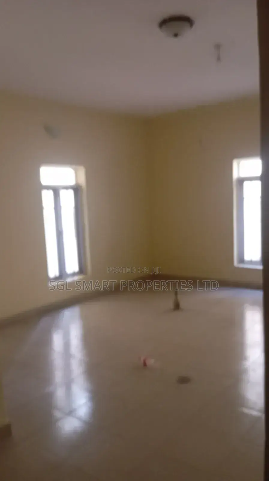 3bdrm Apartment in Commissioner Quoters, Awka for rent in Awka