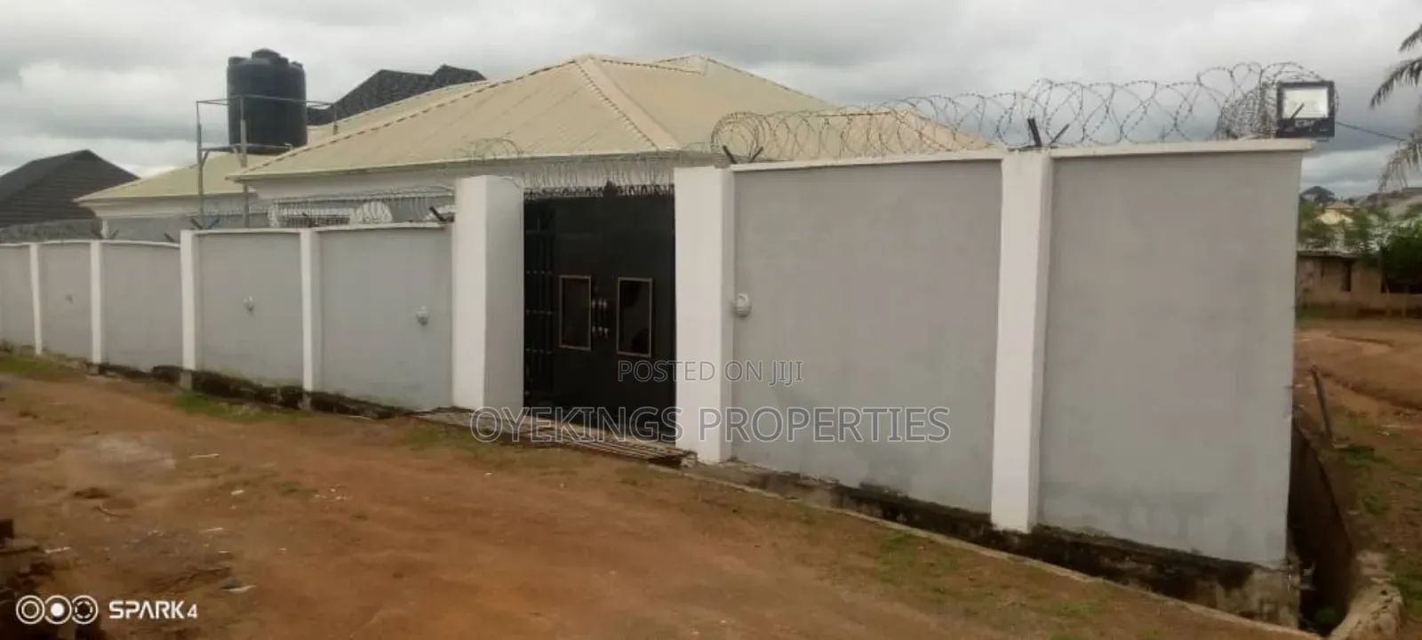 Furnished 4bdrm Bungalow in Bota, Akala Express for sale in Akala Express