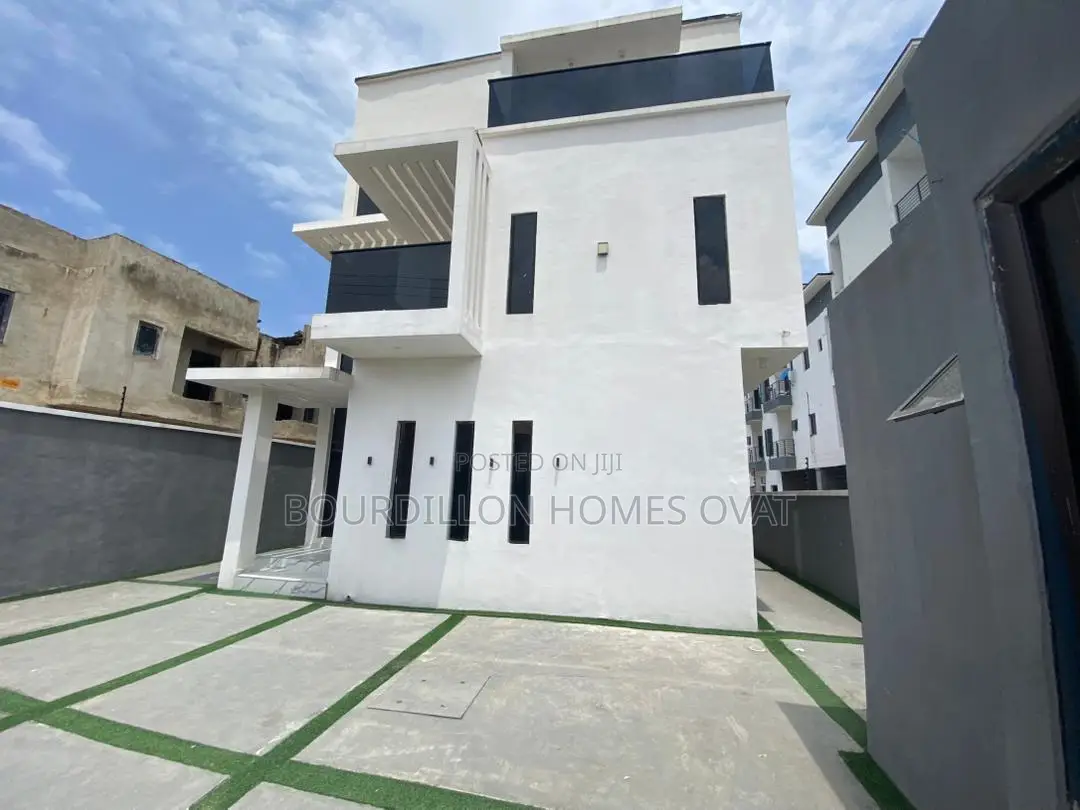 4bdrm Duplex in Lekki for sale in Lekki