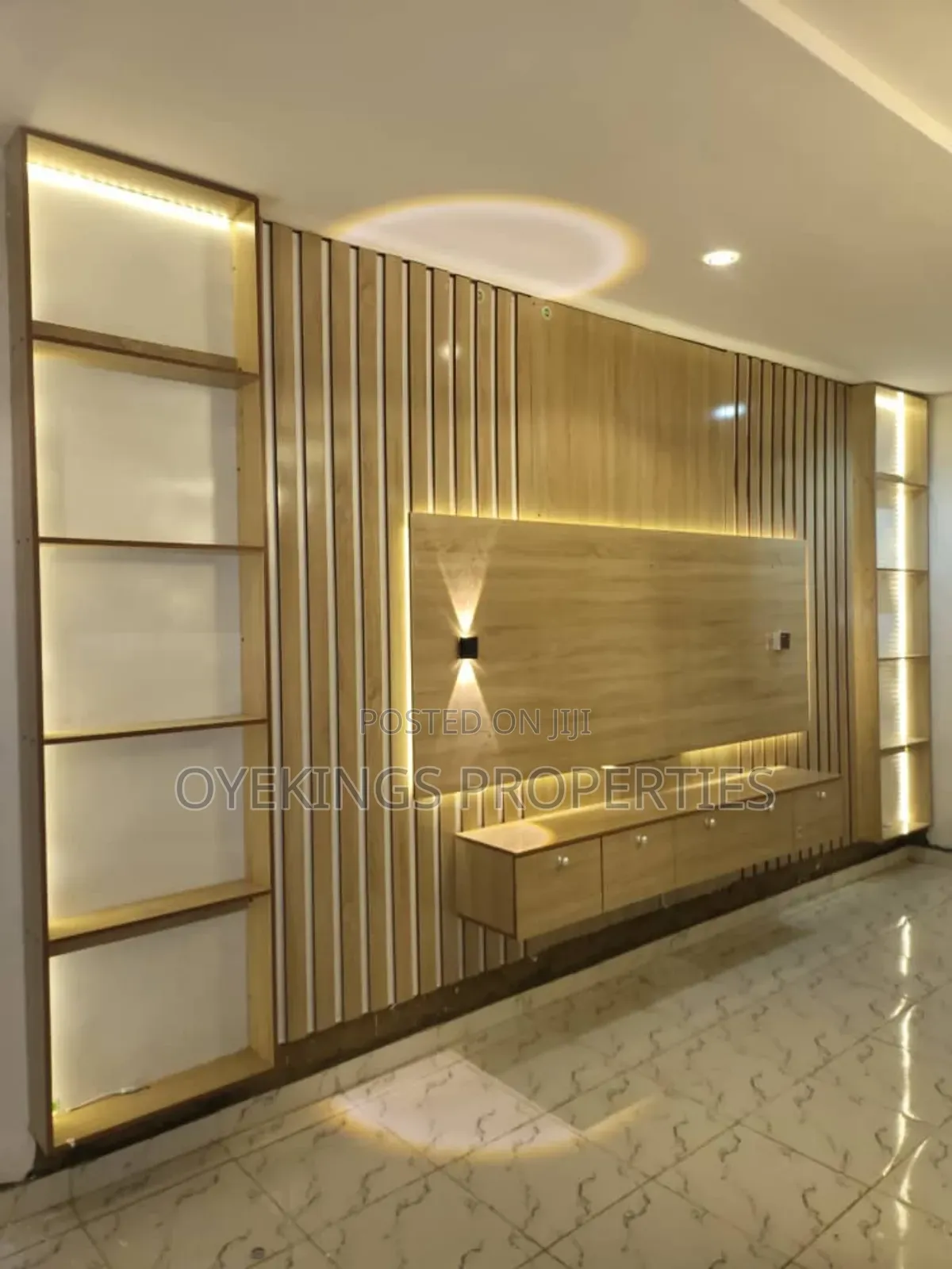 3bdrm Bungalow in Elebu Market, Akala Express for sale in Akala Express