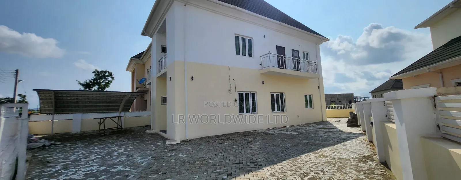 4bdrm Duplex in Riverpark, Lugbe District for sale in Lugbe District