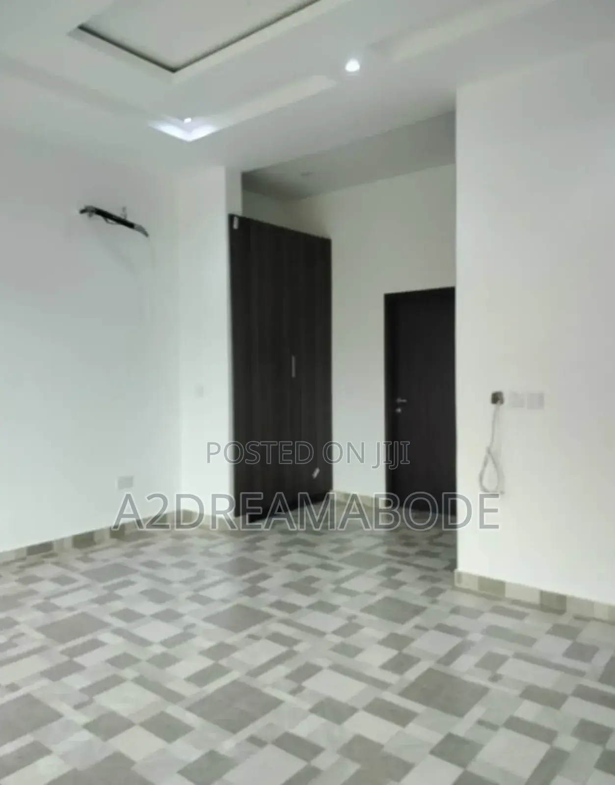 4bdrm Duplex in Shonibare, Ikeja for sale in Ikeja