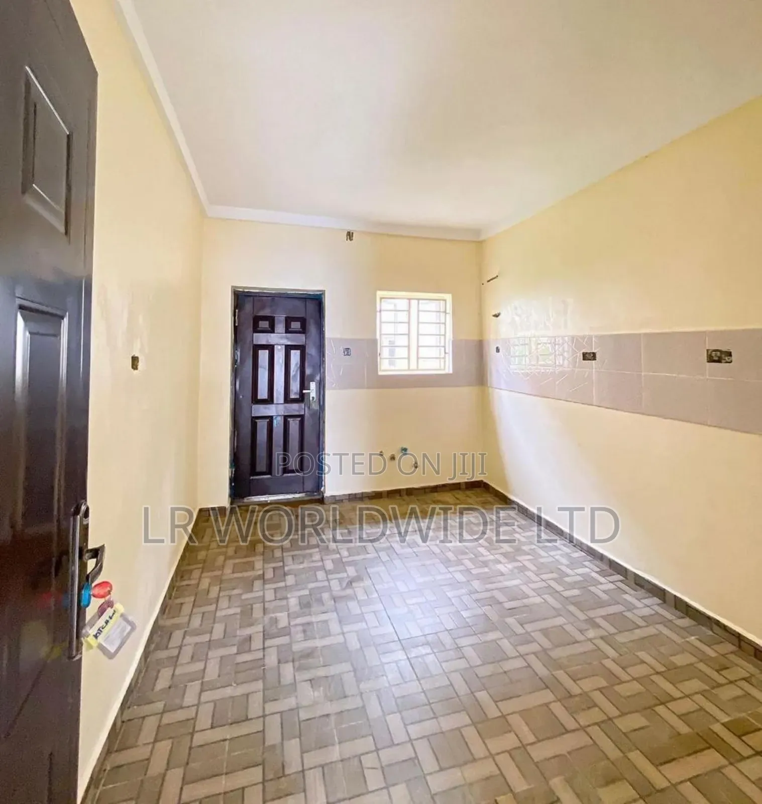 4bdrm Duplex in Brains And Hammers, Life Camp for sale in Life Camp