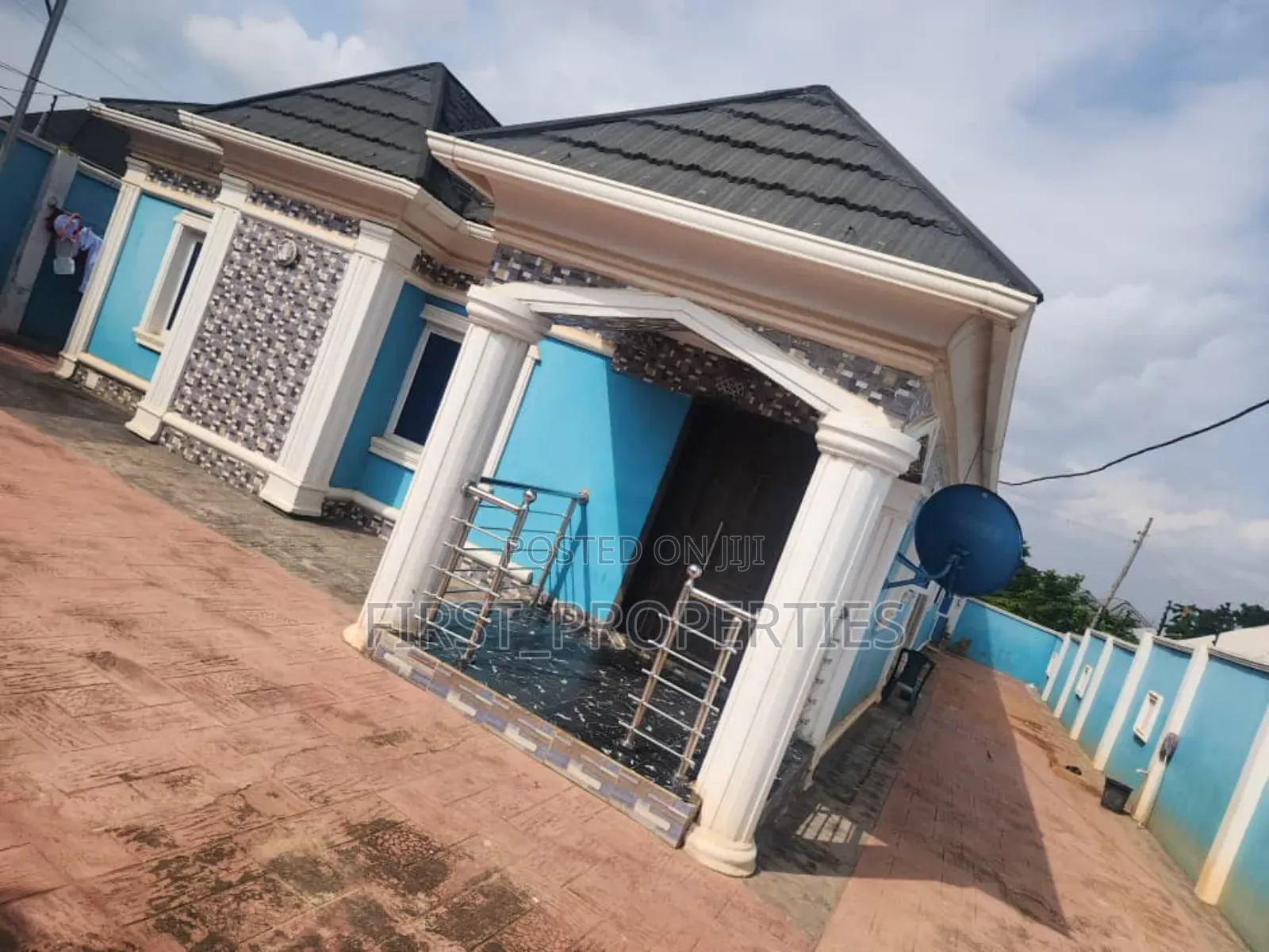 4bdrm Bungalow in Second Avians, Akala Express for sale in Akala Express