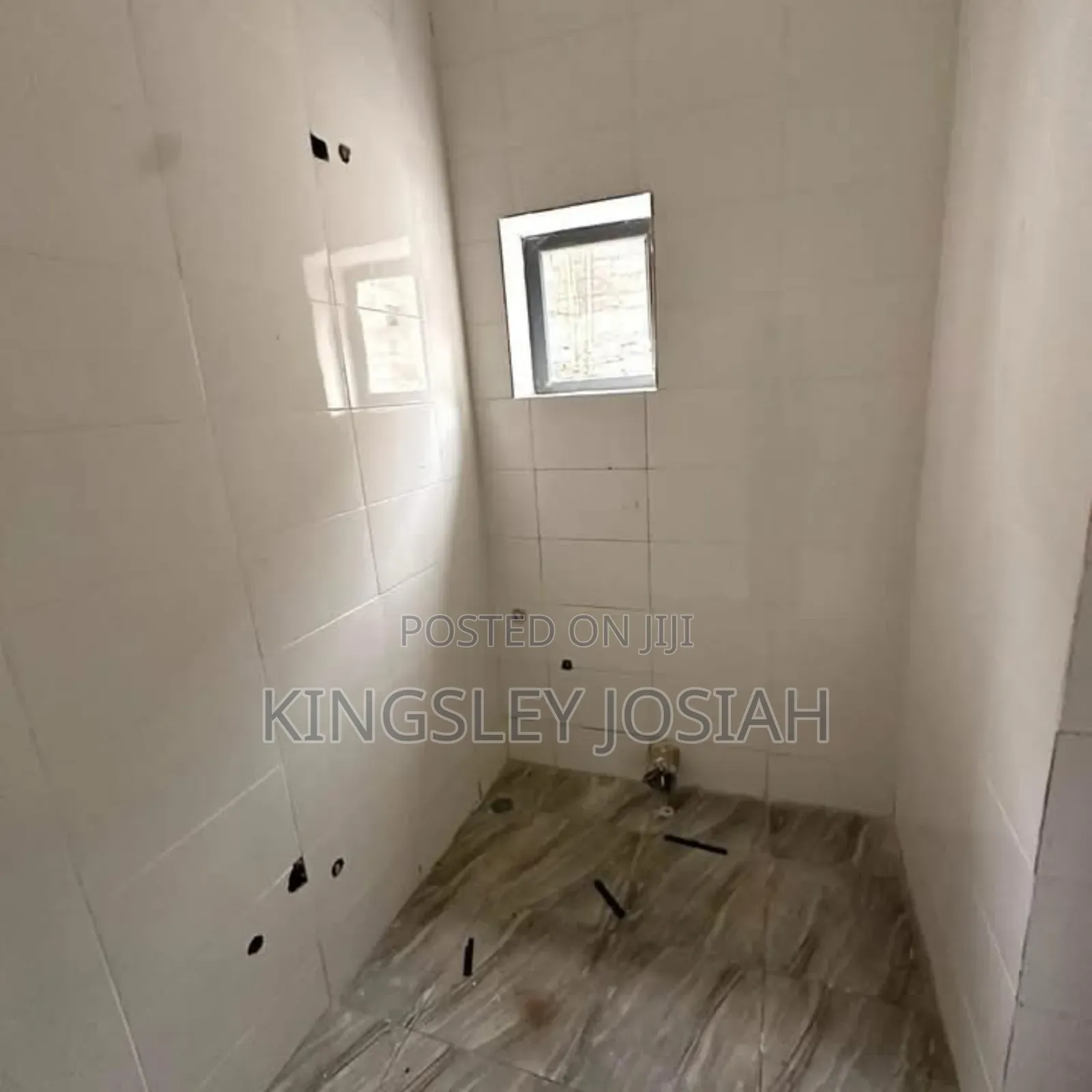 Three Bedroom Flat With Bq Available for Rent in Life Camp