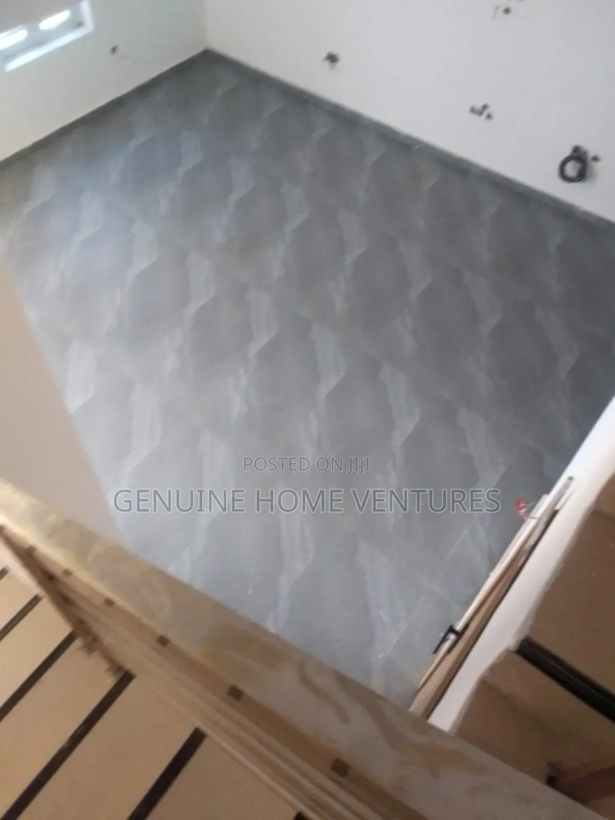 4bdrm Duplex in Arowojobe Estate for sale in Maryland