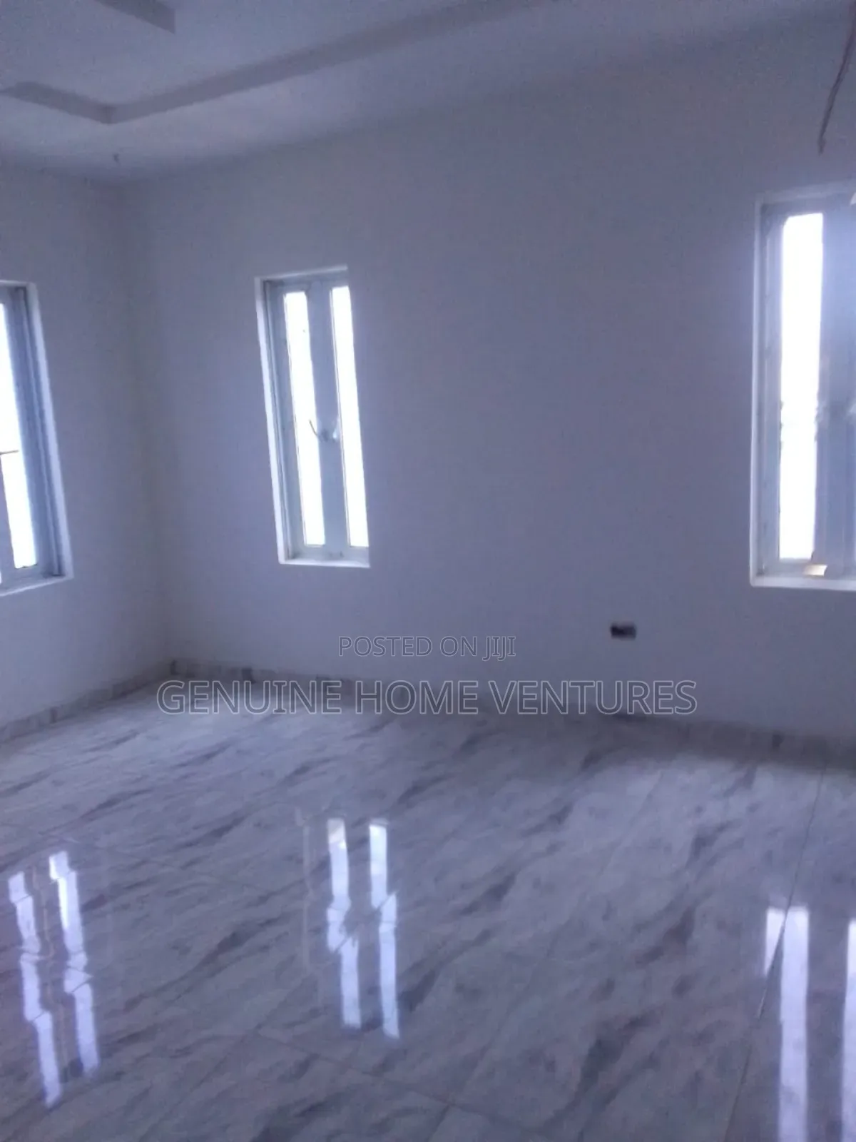 4bdrm Duplex in Arowojobe Estate for sale in Maryland
