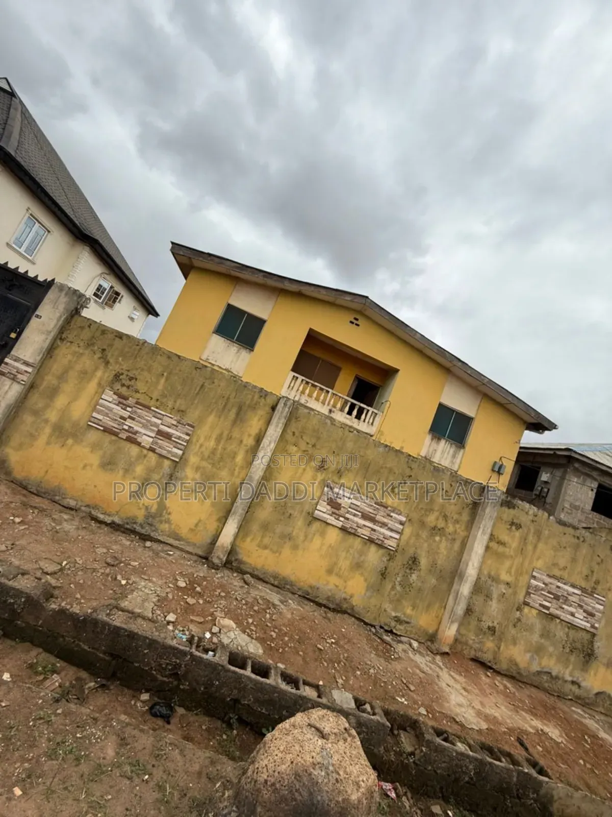 8bdrm Block of Flats in Ayobo for sale in Ayobo