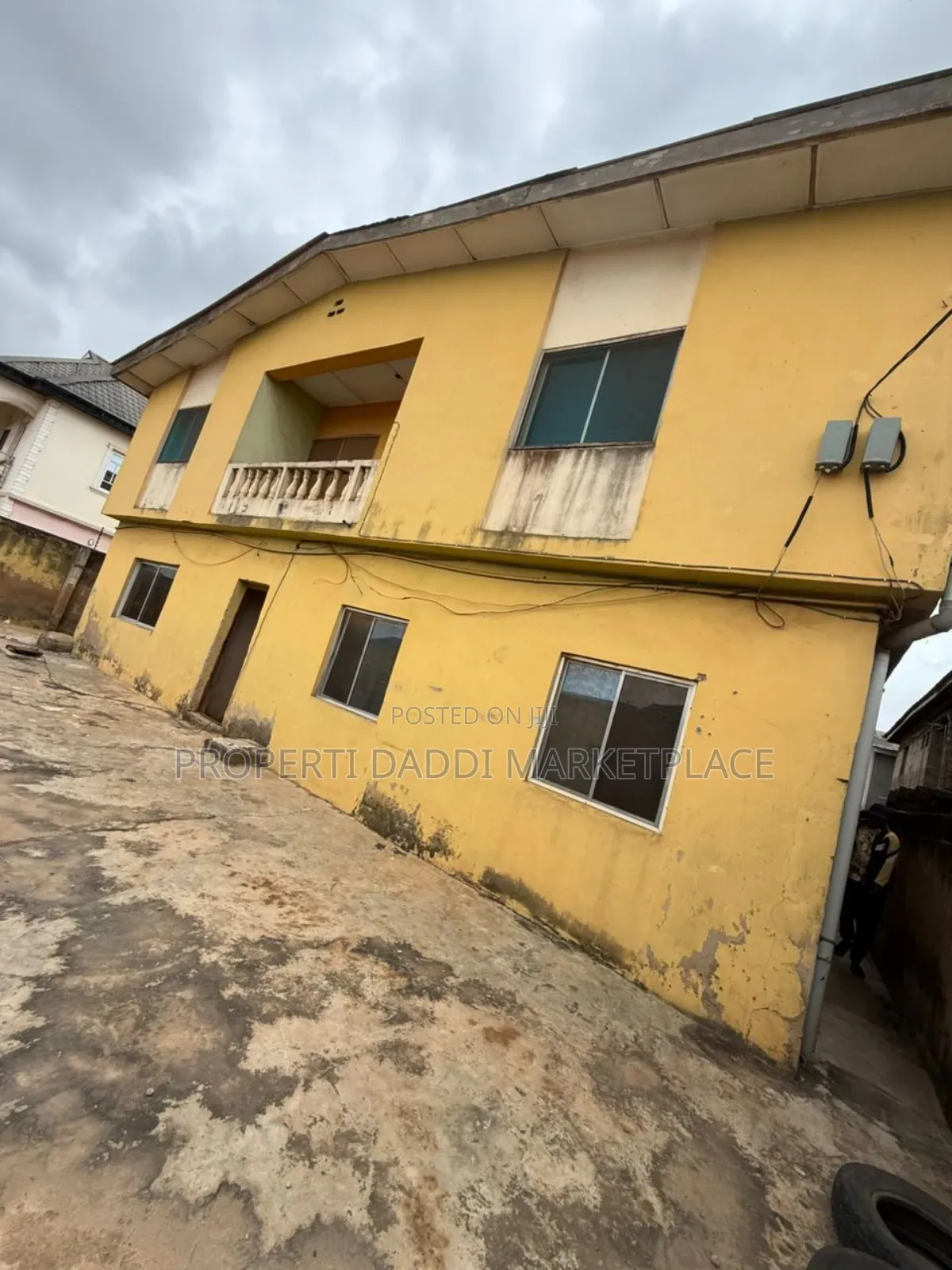 8bdrm Block of Flats in Ayobo for sale in Ayobo