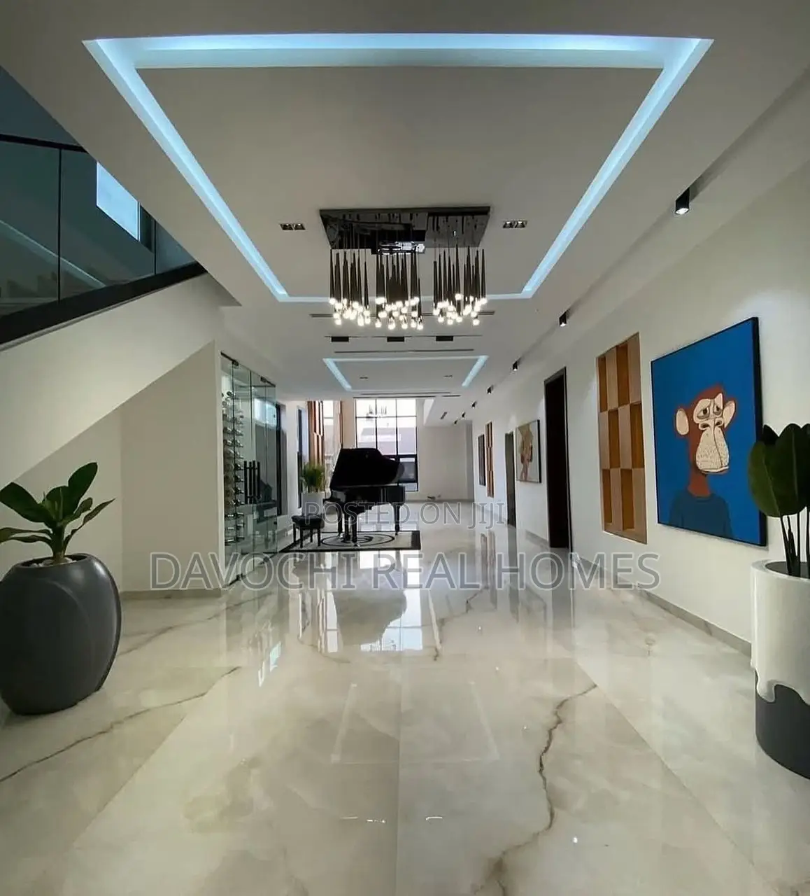 Beautiful 6 Bedroom Fully Detached House for Sale in Banana Island