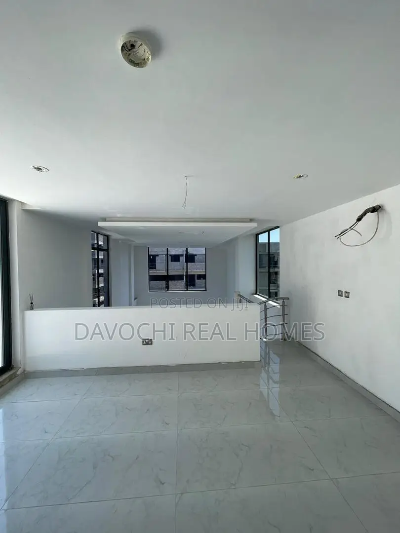 Luxurious 4 Bedroom Penthouse for Sale in Victoria Island Extension