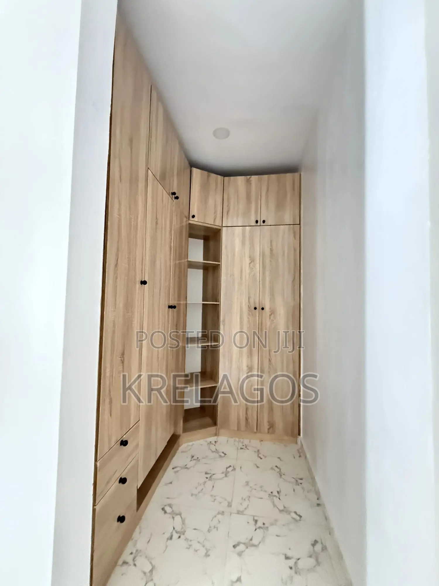 4bdrm Duplex in Off Lekki-Epe Expressway for sale in Off Lekki-Epe Expressway