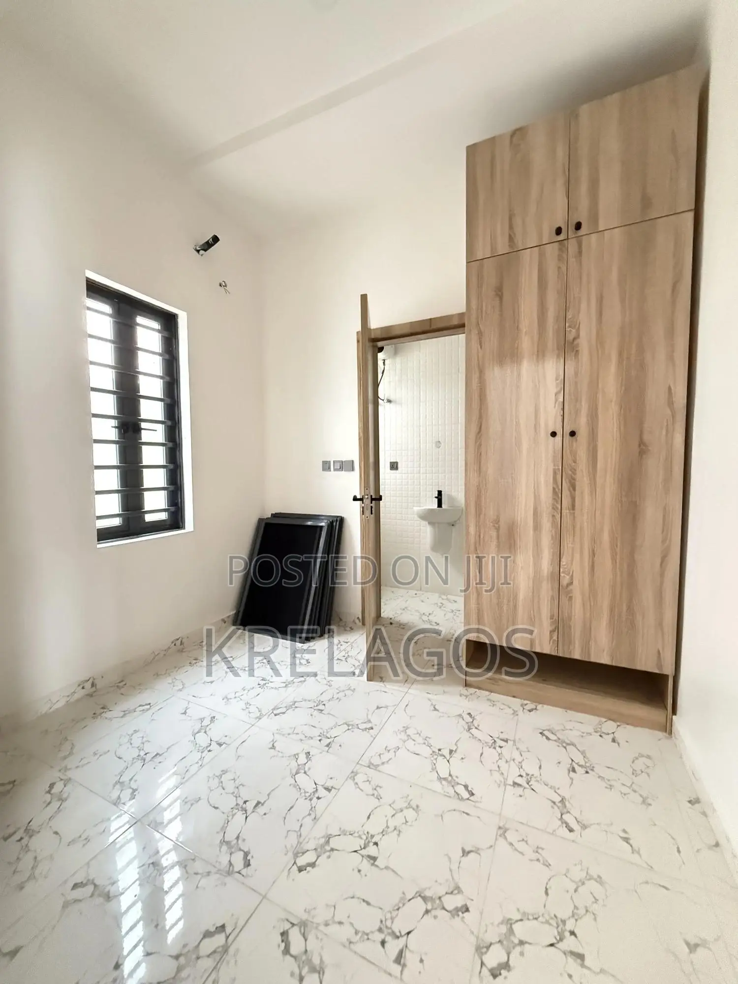 4bdrm Duplex in Off Lekki-Epe Expressway for sale in Off Lekki-Epe Expressway