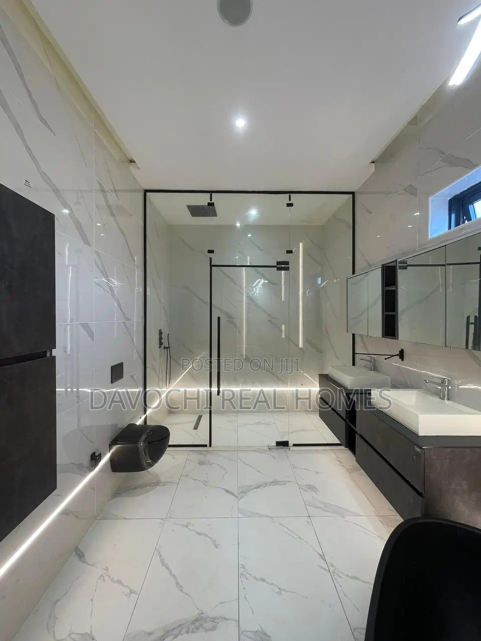 Luxurious 5 Bedroom Duplex With Swimming Pool for Sale in Ikota