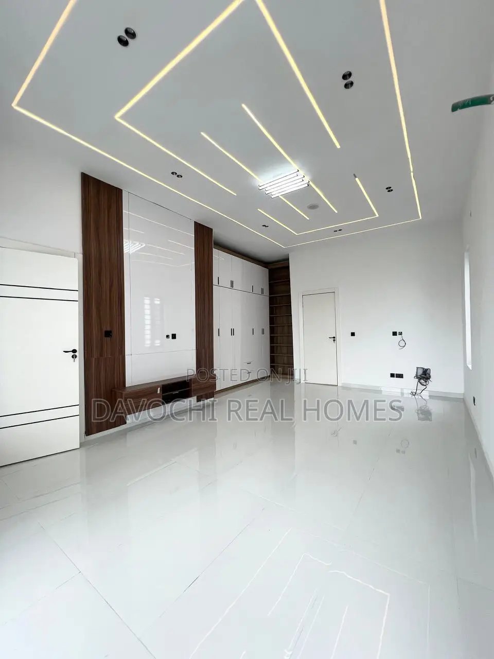 4bdrm Duplex in Ajah for sale in Ado / Ajah