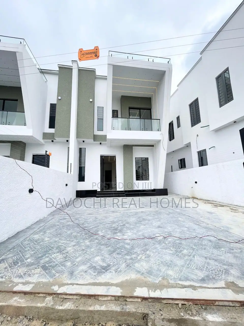 4bdrm Duplex in Ajah for sale in Ado / Ajah