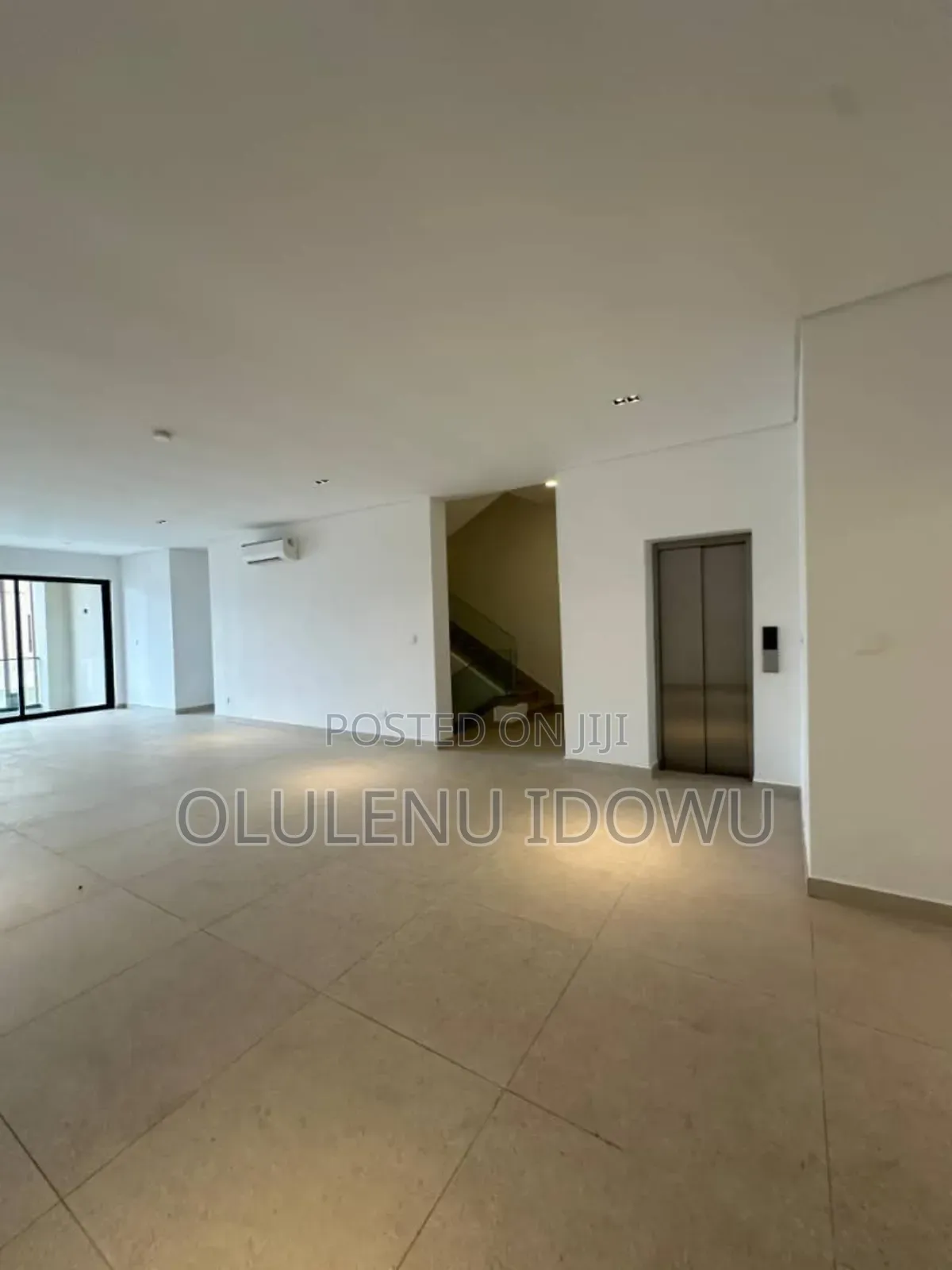 Furnished 5bdrm Duplex in Banana Island for sale in Banana Island