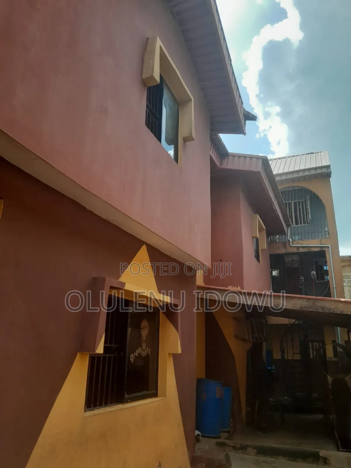 A Functional SCH for Sale on a Plot at Idimu/Orisunbare Lago in Idimu