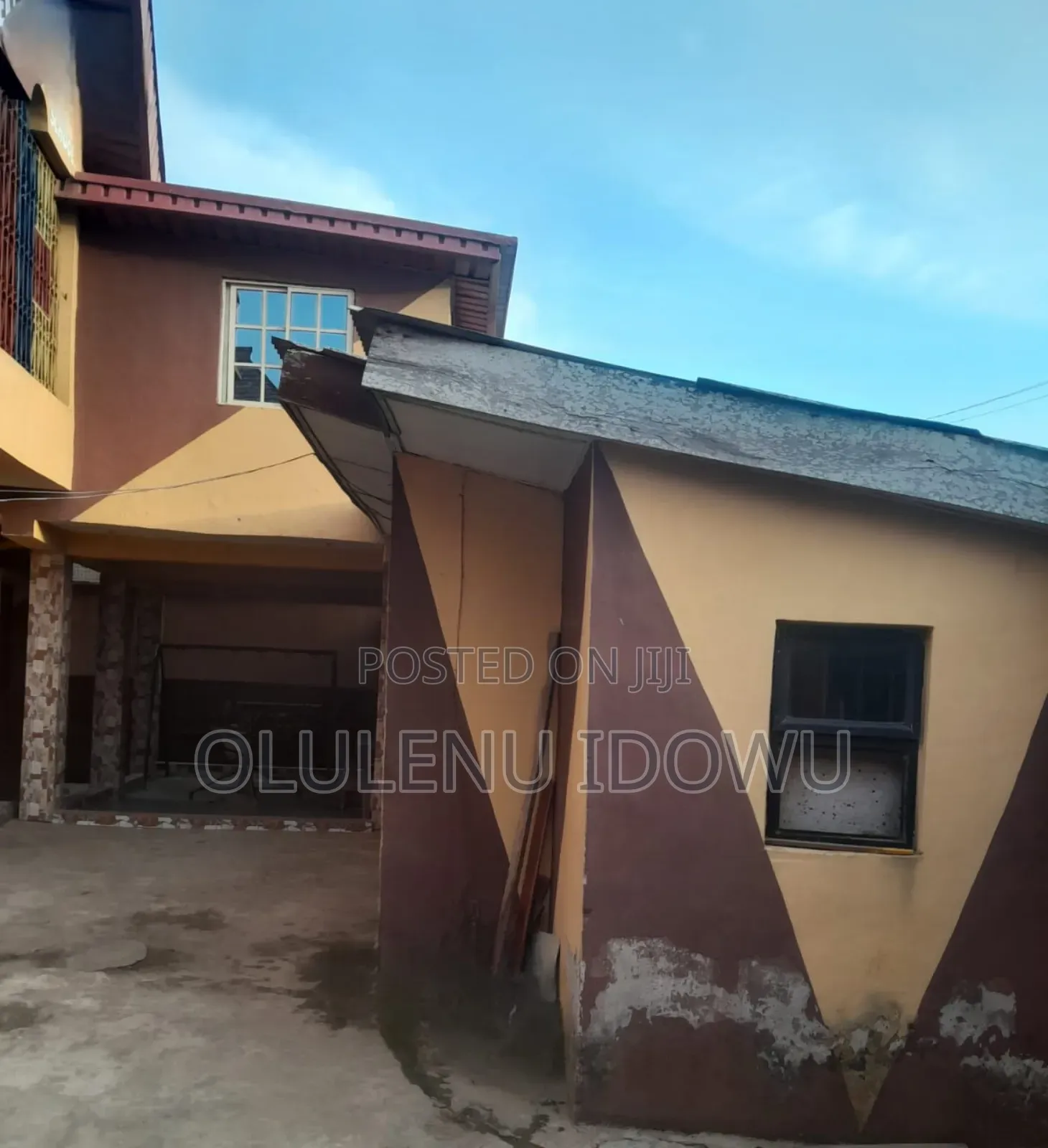 A Functional SCH for Sale on a Plot at Idimu/Orisunbare Lago in Idimu