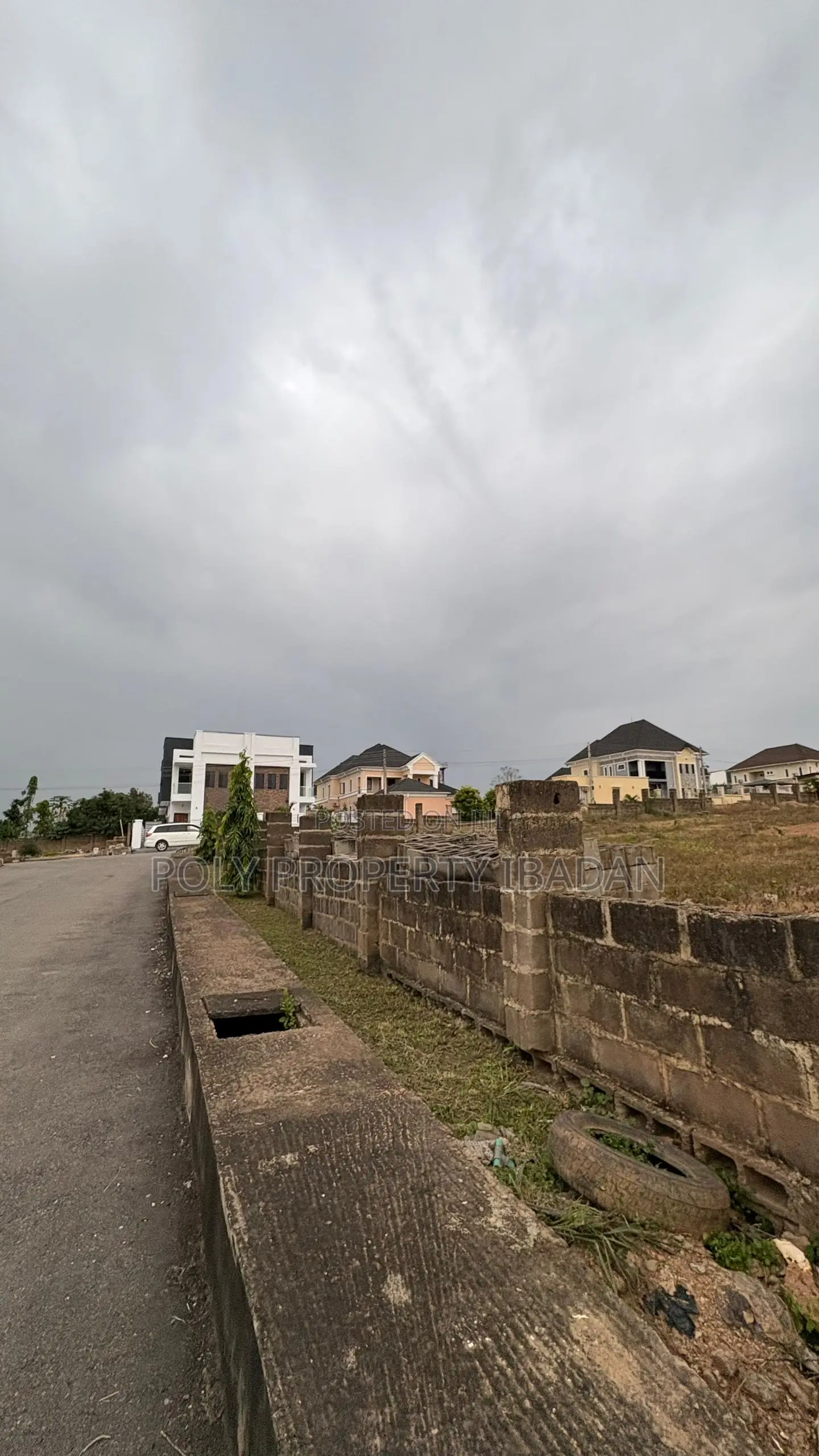727 SQM Corner Piece in Ibadan