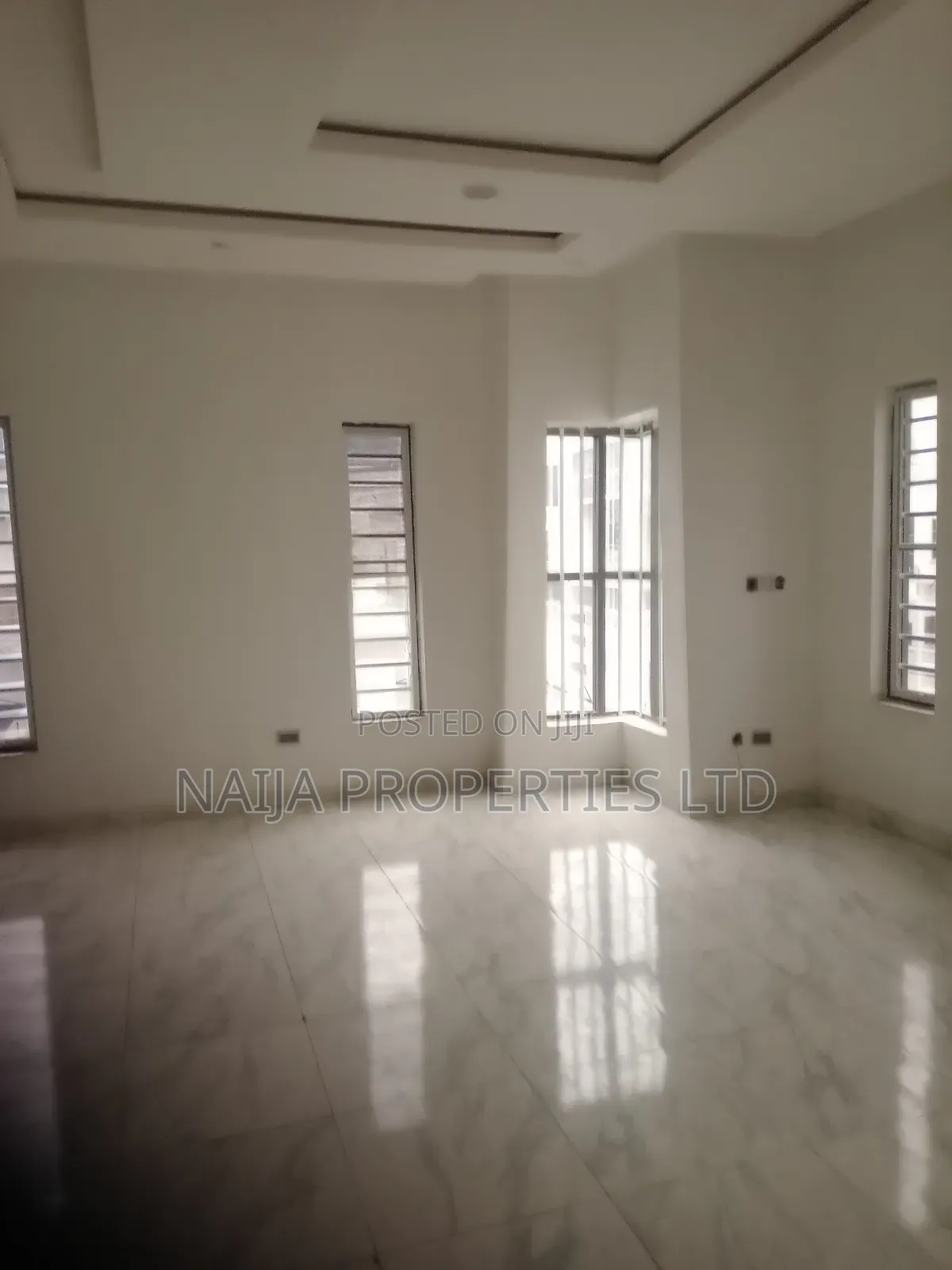 4bdrm Duplex in Chevron Alternative, Lekki for sale in Lekki
