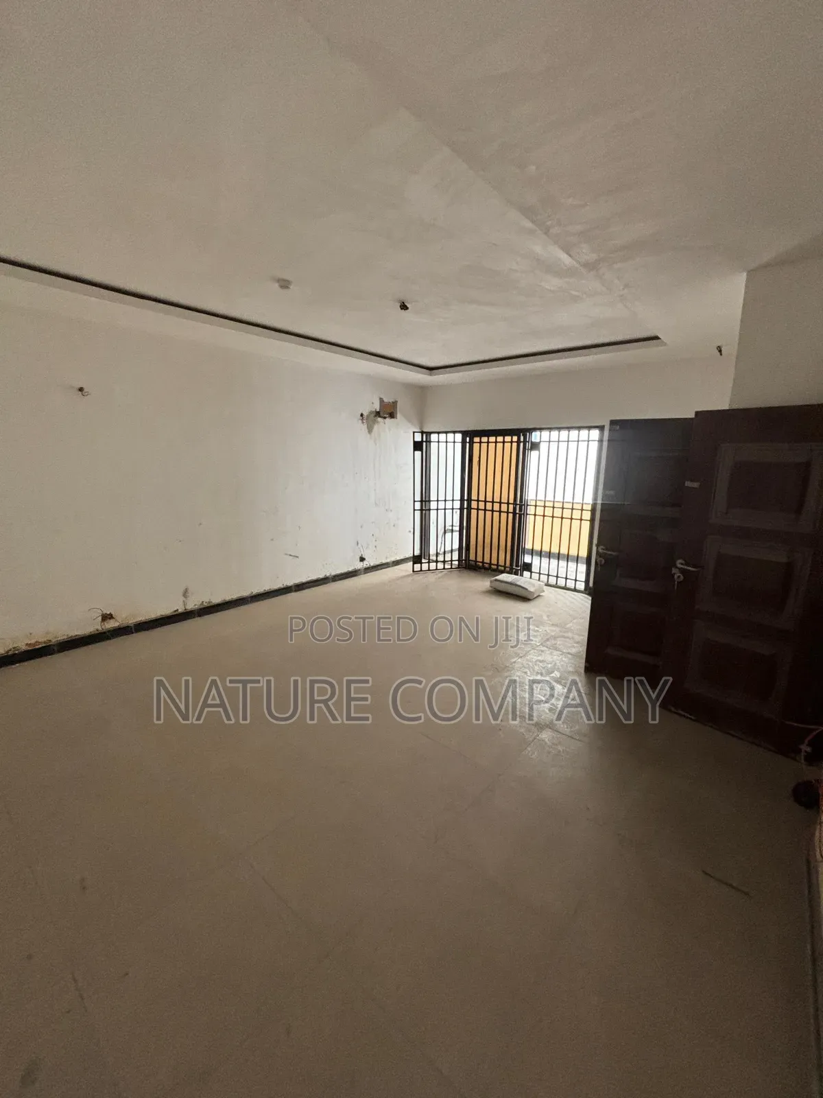 3bdrm Block of Flats in Chevron Drive Estate for rent in Chevron