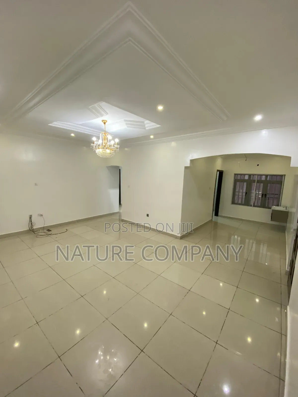 3bdrm Block of Flats in Chevron Drive Estate for rent in Chevron