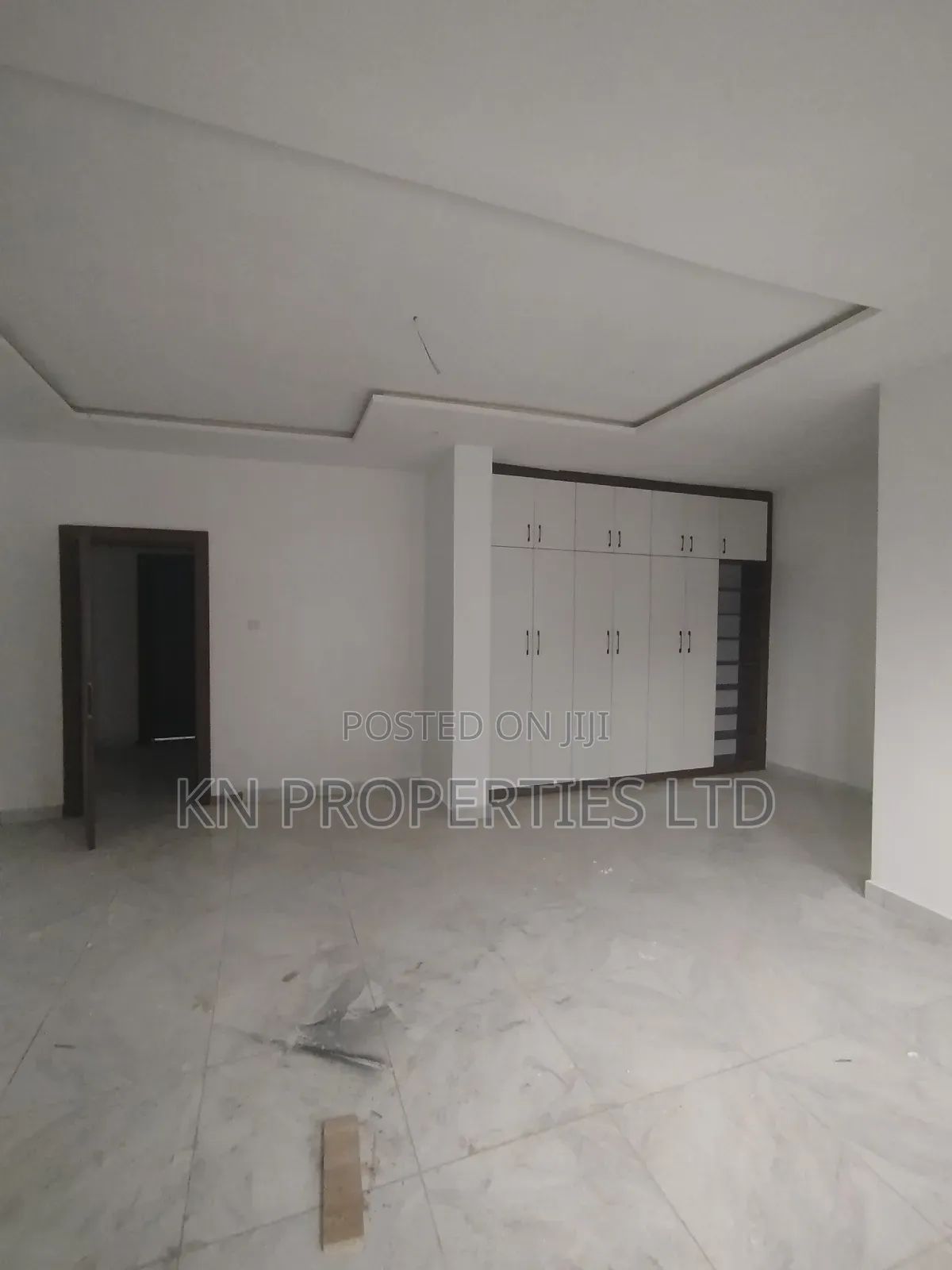 4bdrm Townhouse / Terrace in Durumi for rent in Durumi