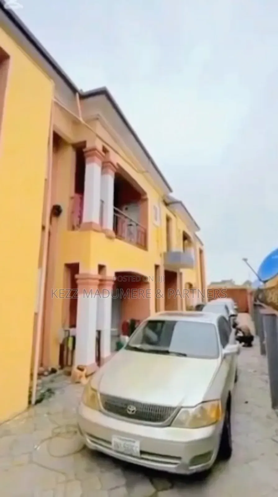 8bdrm Block of Flats in Ozuoba , Port for sale in Port-Harcourt