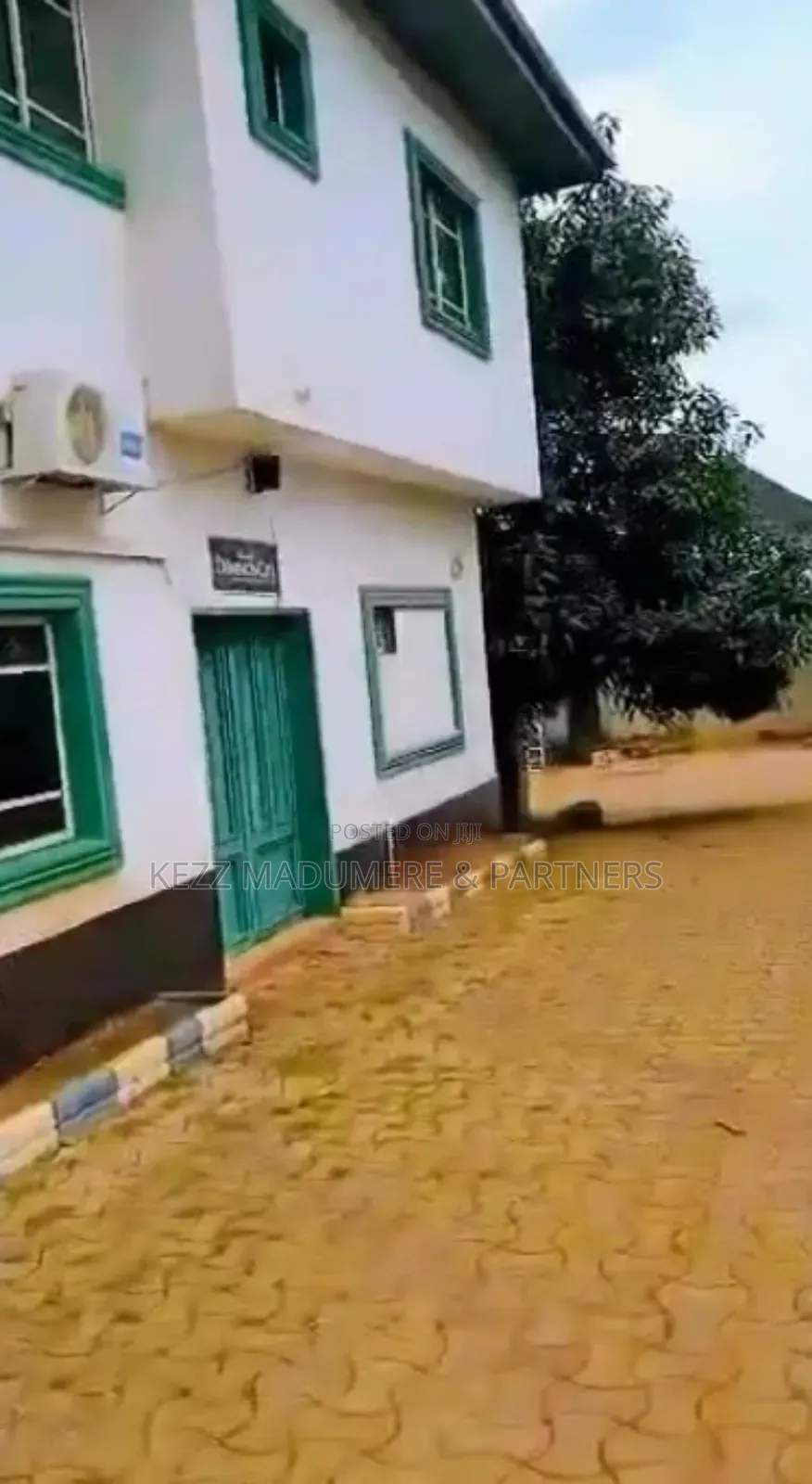 For Sale: 24 Rooms Hotel at Awka , Anambra State in Awka