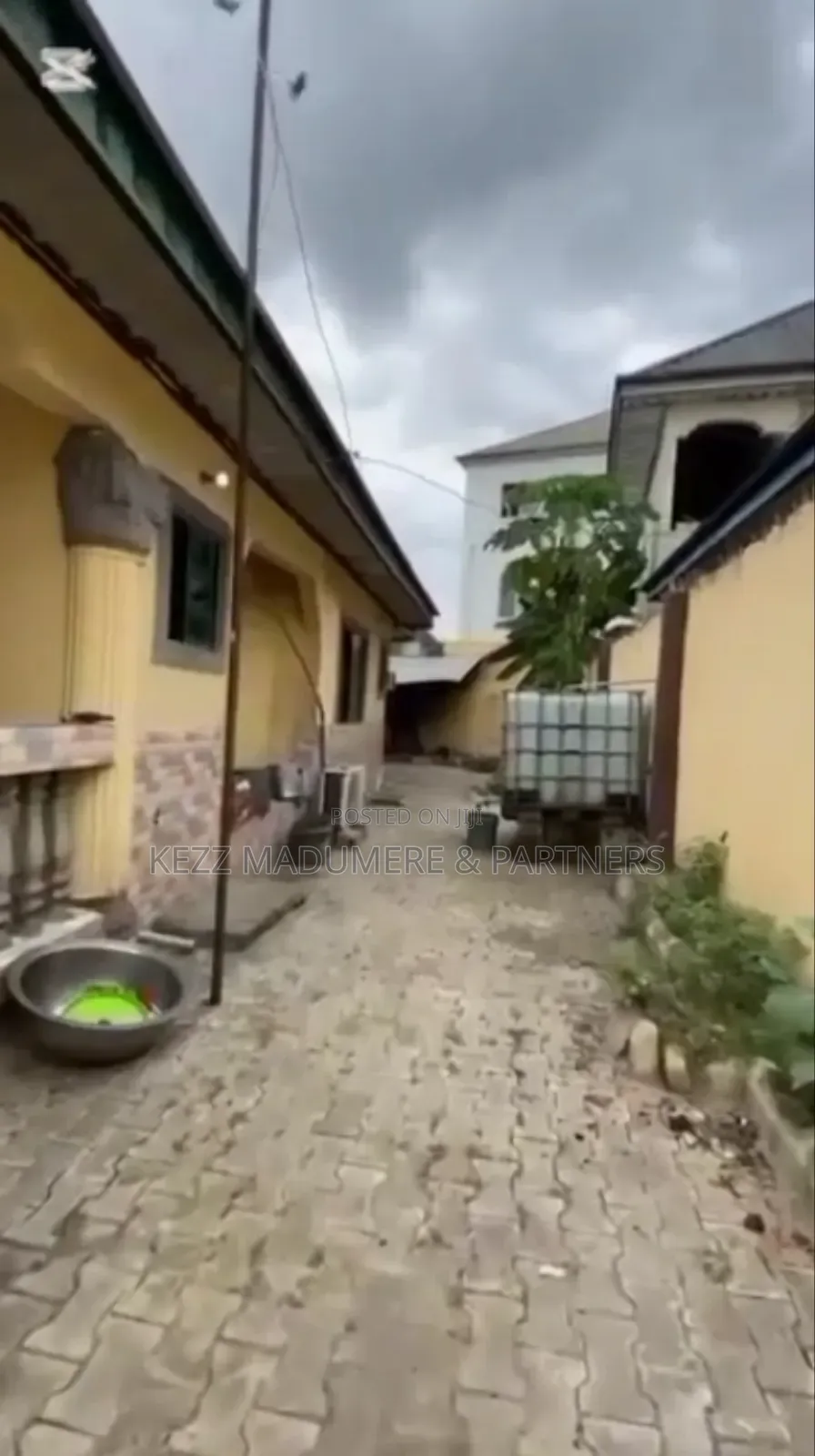 4bdrm Bungalow in New Road Ada George for sale in Port-Harcourt