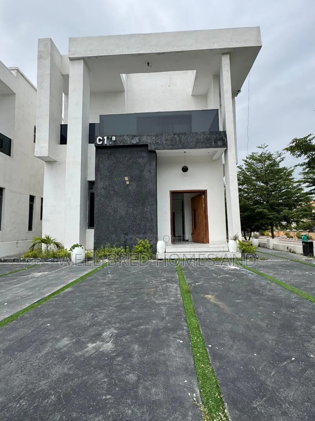 4bdrm Duplex in Orchid Lekki Lagos for sale in Lekki