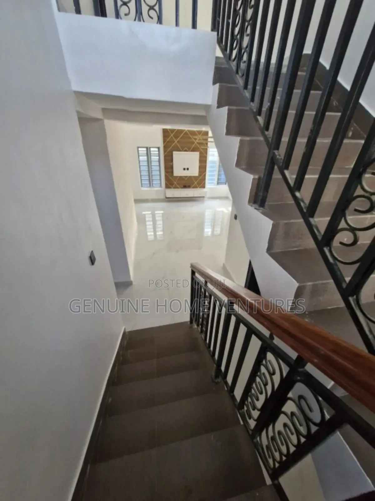 5bdrm Duplex in Ilasan for sale in Ilasan