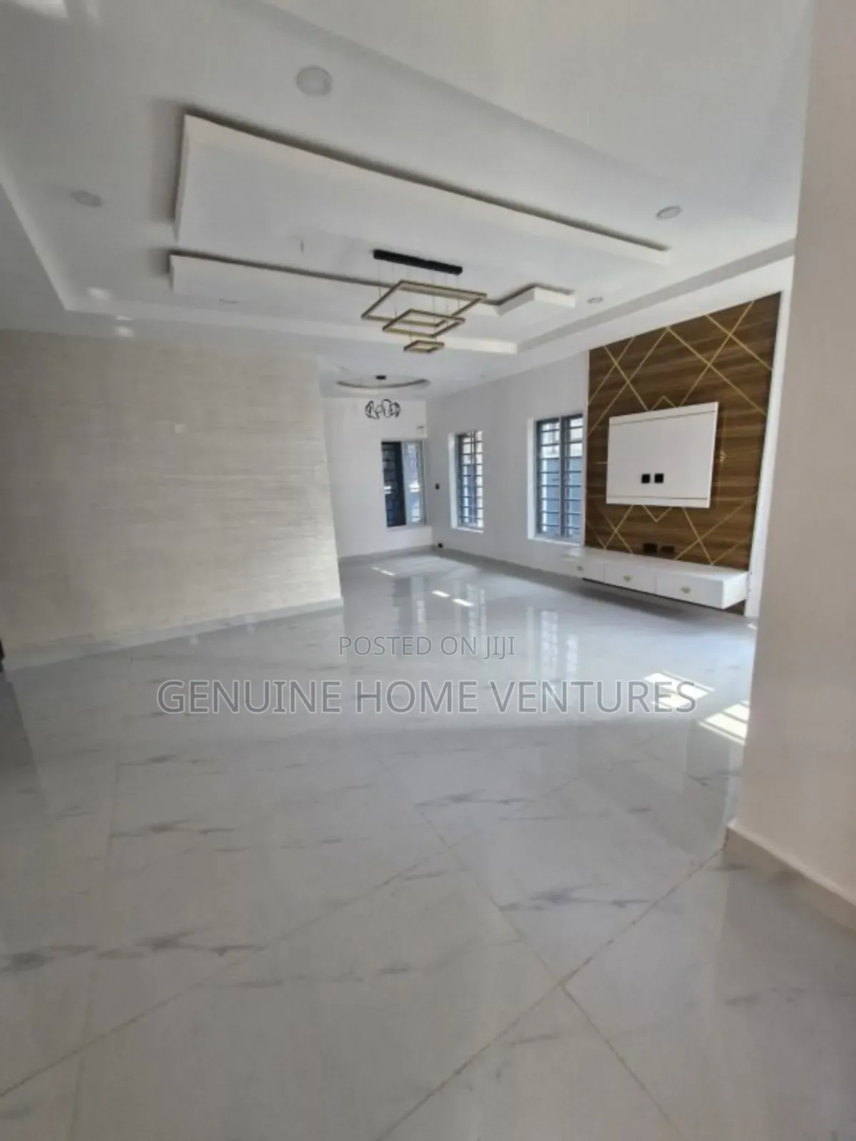 5bdrm Duplex in Ilasan for sale in Ilasan