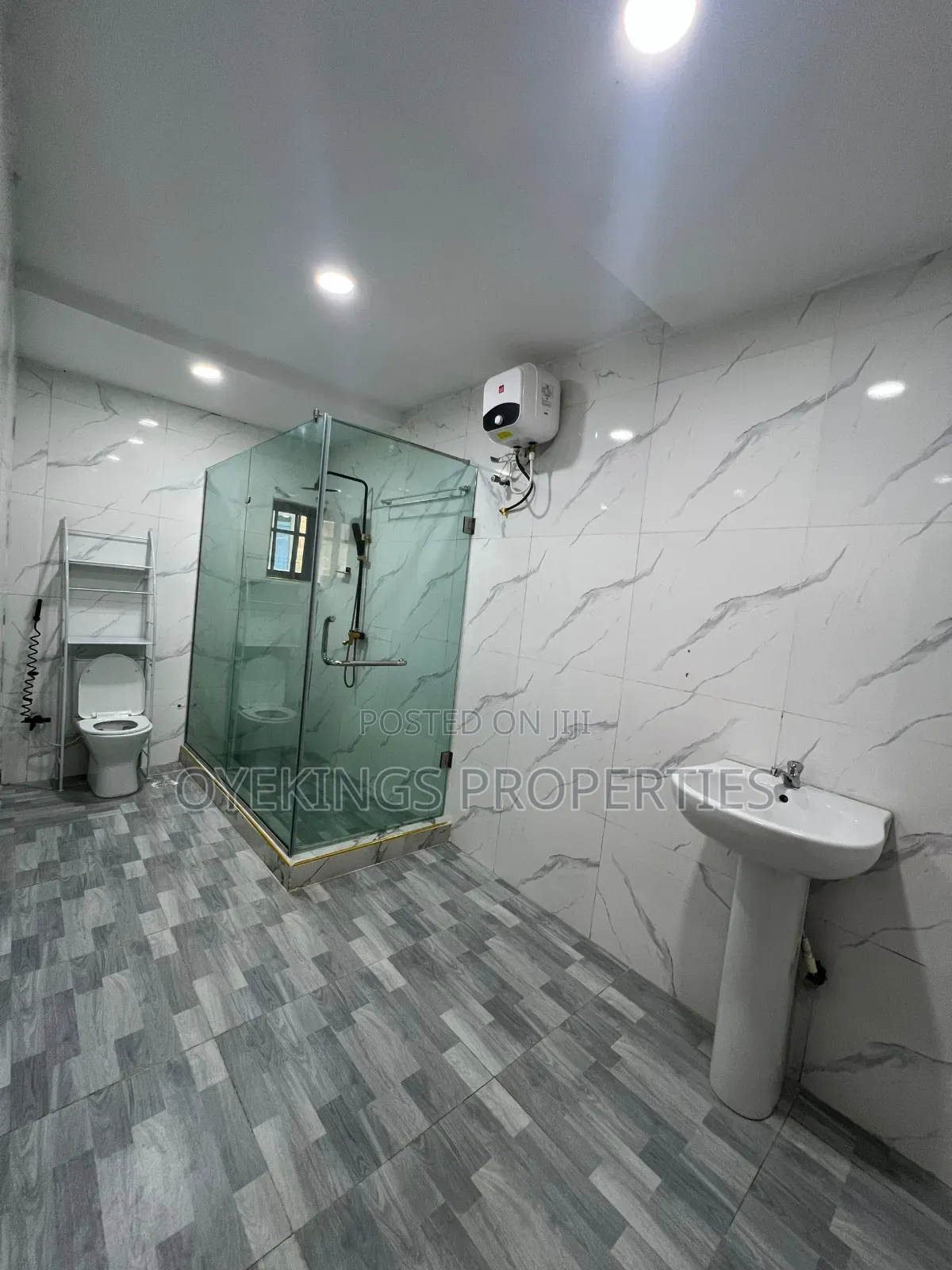 4bdrm Duplex in Purple Gate, Akala Express for sale in Akala Express
