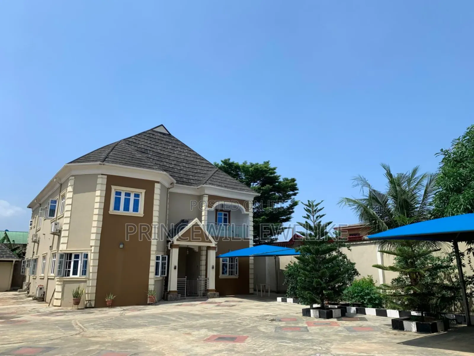 6bdrm Duplex in Ifako-Ijaiye for sale in Ifako-Ijaiye