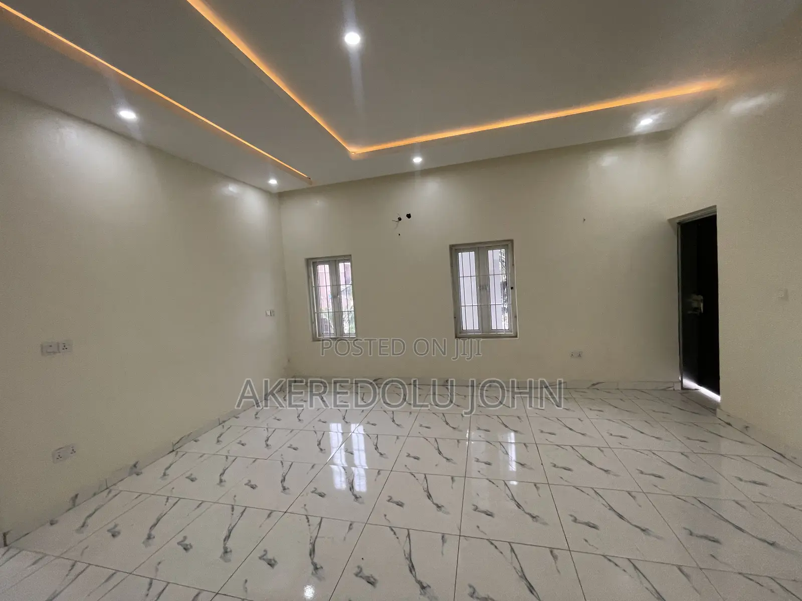 5bdrm Duplex in Karsana for sale in Karsana