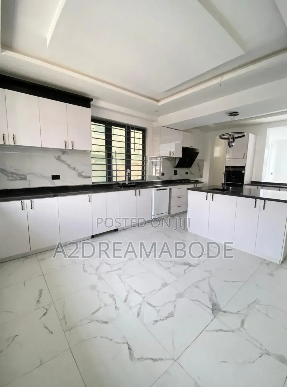 5bdrm Duplex in Omole Phase 1 for sale in Omole Phase 1