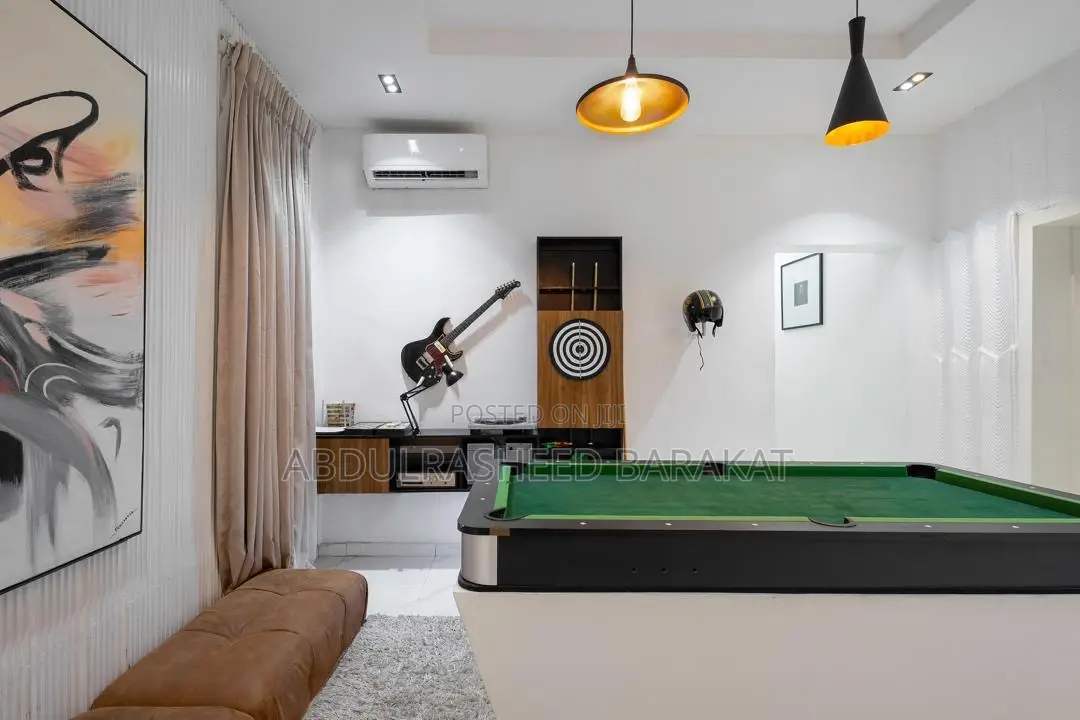 A Brand New Luxurious Two Bedroom With Snooker Ps5 Guitar in Ikate