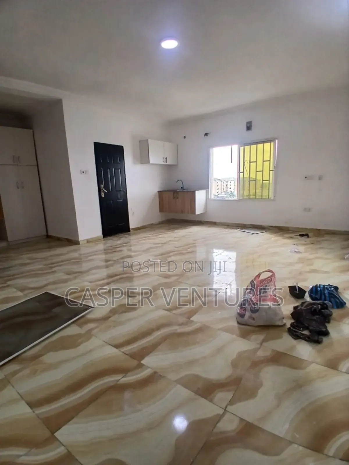 Studio Apartment in Paradise, Chevron for rent in Chevron