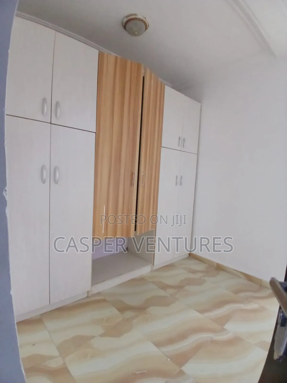 Studio Apartment in Paradise, Chevron for rent in Chevron