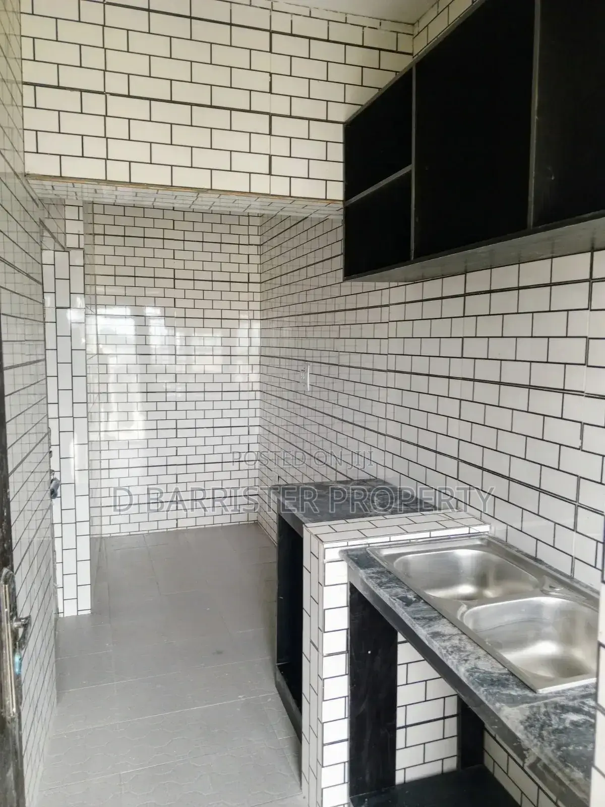2bdrm Apartment in United Estate, Akute Ajuwon for rent in Akute Ajuwon