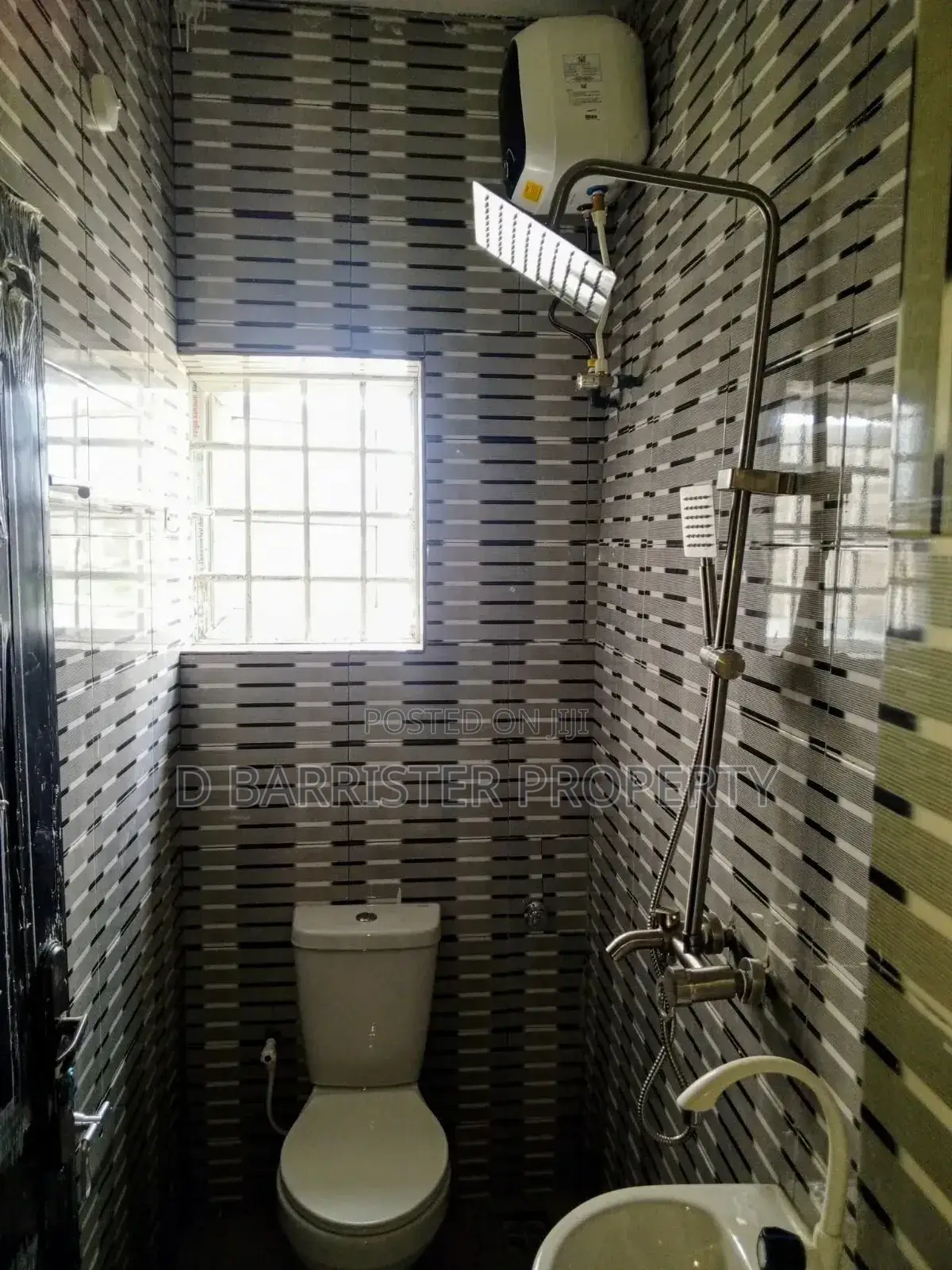 2bdrm Apartment in United Estate, Akute Ajuwon for rent in Akute Ajuwon