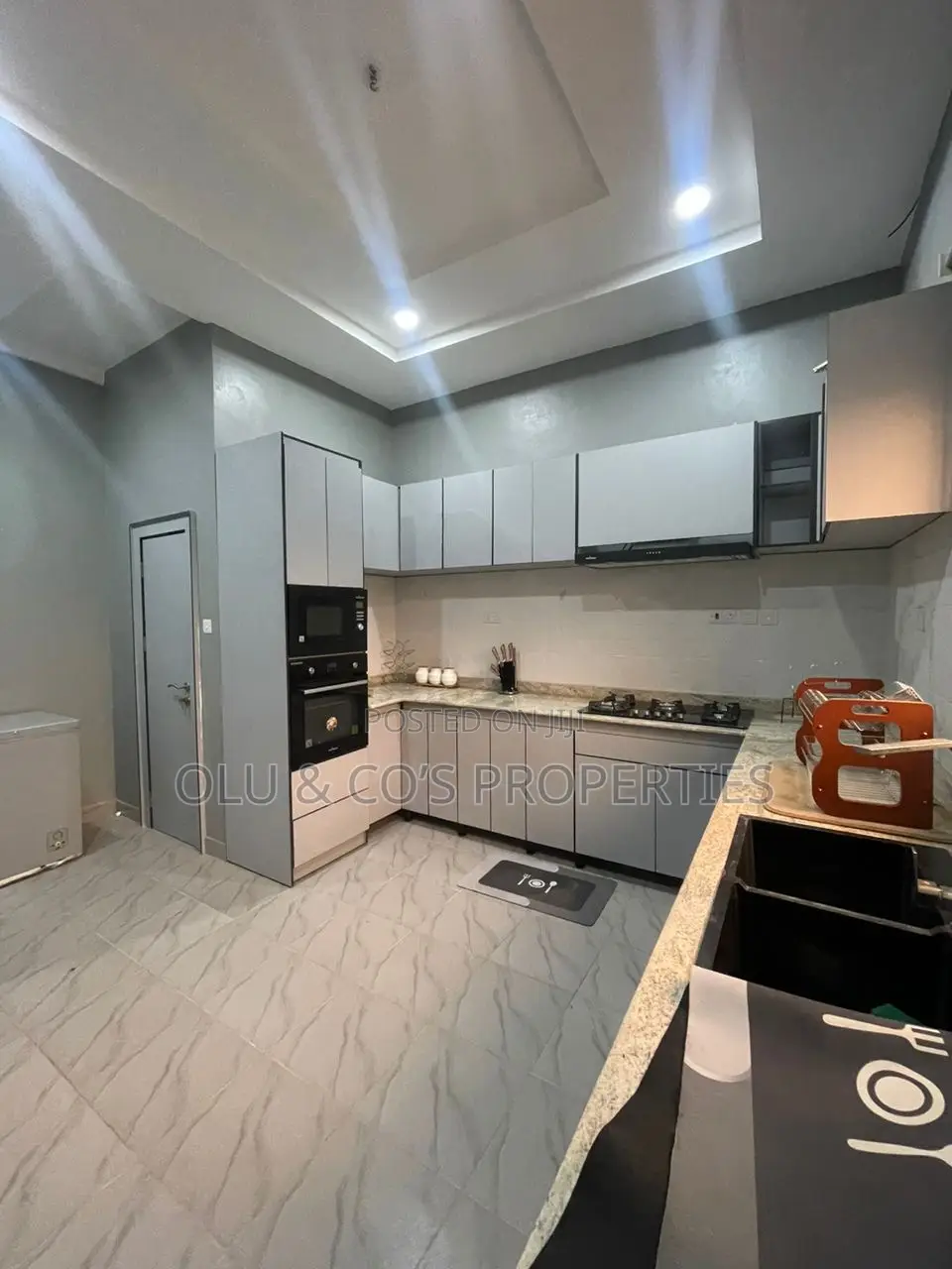 5bdrm Duplex in Wuye for rent in Wuye