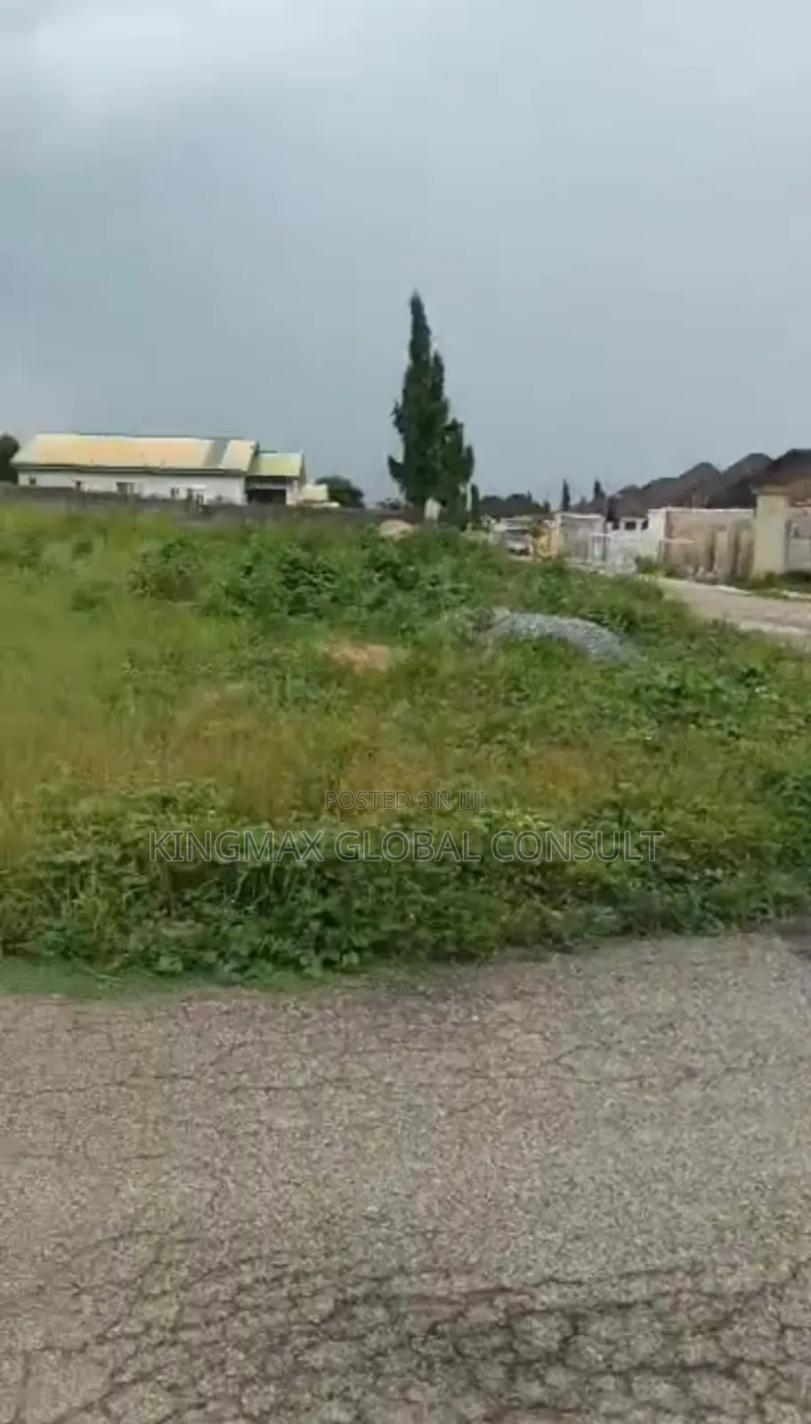 Estate Bungalow Plot650sqmFor Tarrad Road in Galadimawa