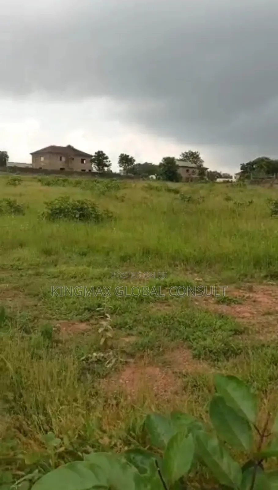 Estate Bungalow Plot650sqmFor Tarrad Road in Galadimawa