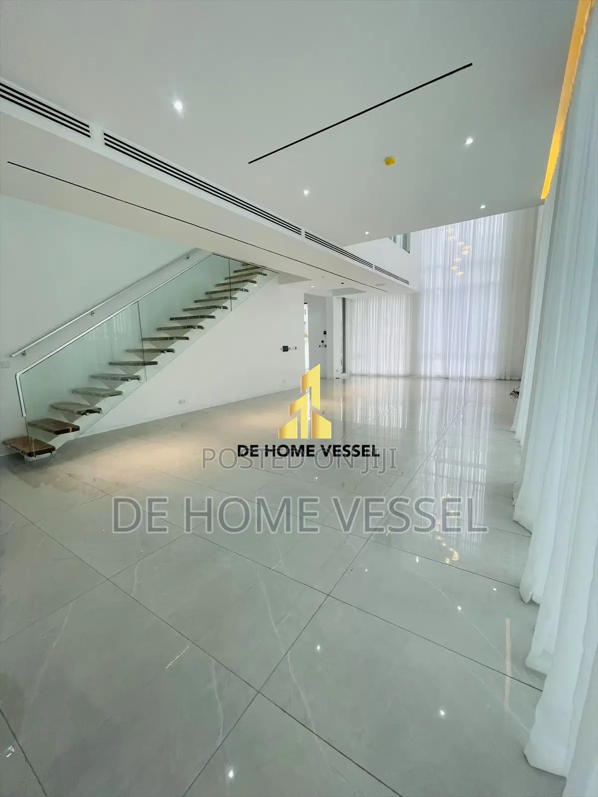 5bdrm Duplex in Ikate for sale in Ikate