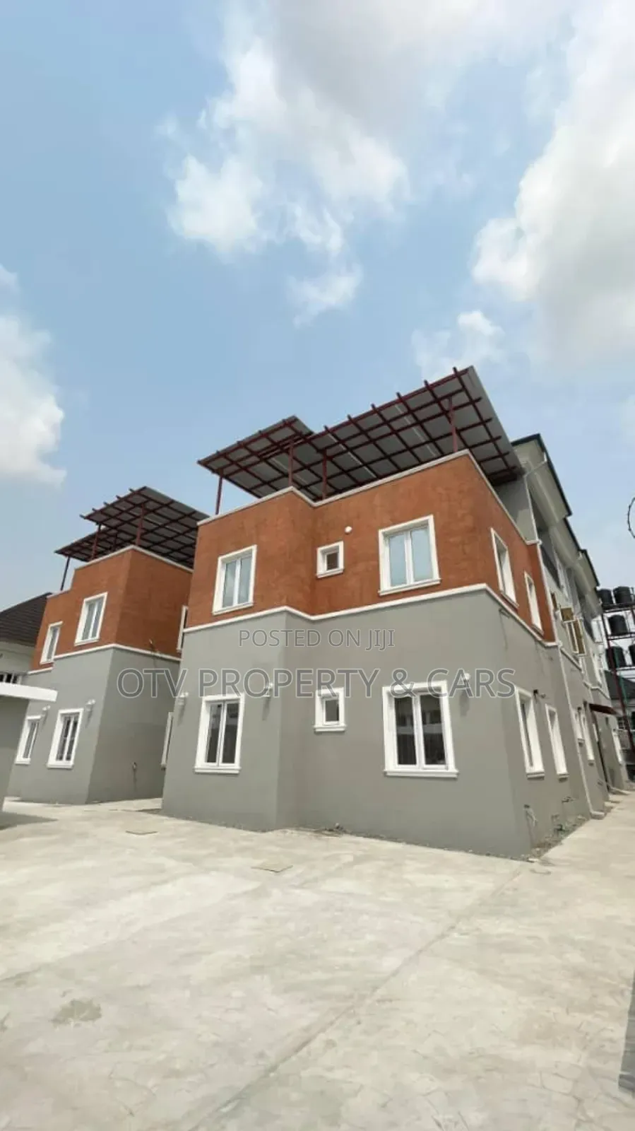 10 Units Apartments ( 8nos of 3 Bed 2nos of Penthouse) in Lekki Phase 1