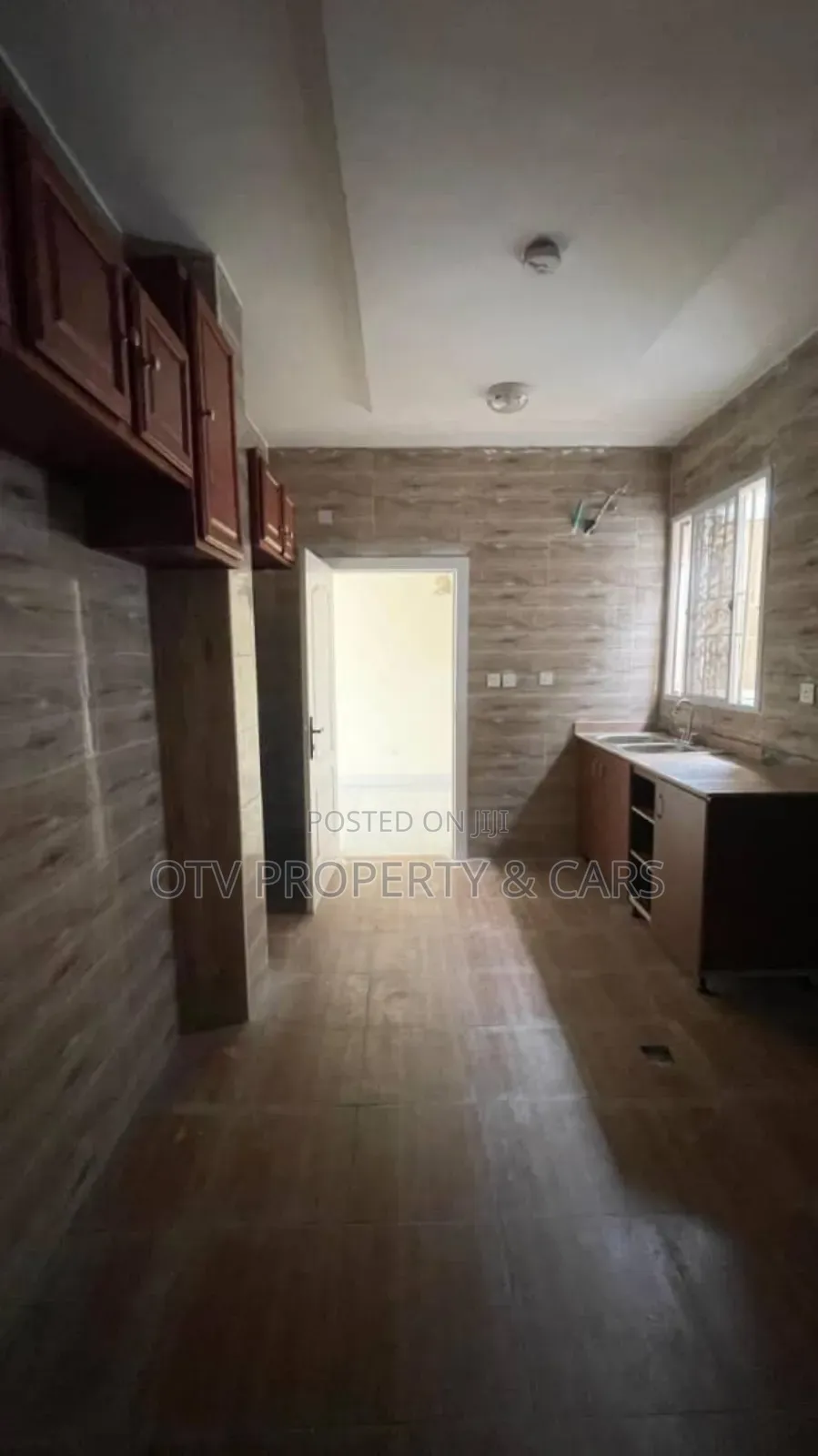 10 Units Apartments ( 8nos of 3 Bed 2nos of Penthouse) in Lekki Phase 1