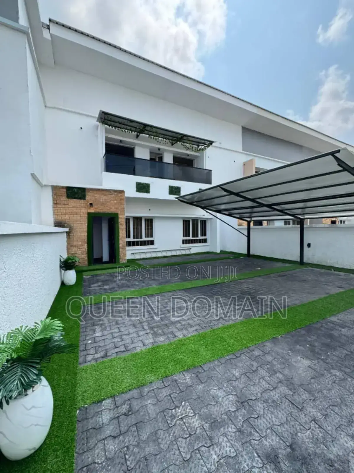 4bdrm Duplex in Ikota Gra for sale in Ikota